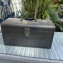 Craftsman metal toolbox