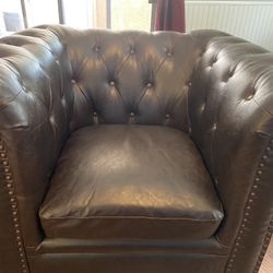 Chair Tufted Leather
