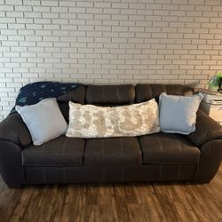 Luxury Love Seat And Sofa 