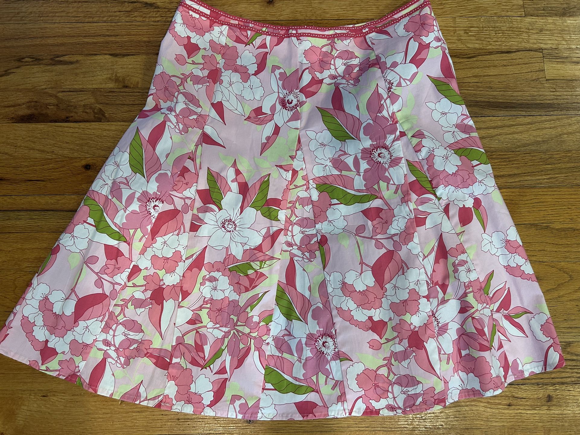 Pink and white floral skirt size 12