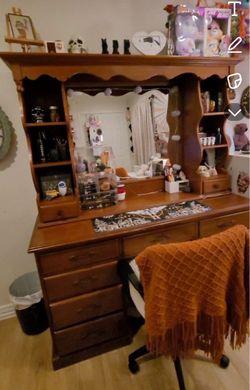 Wooden Vanity Desk with Mirror and Drawers