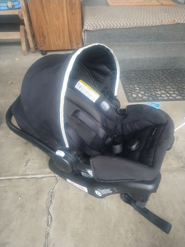 Graco Car Seat-snugride 35 Lite