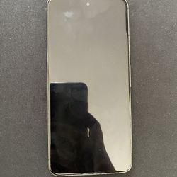 Factory Unlocked Google Pixel 8 Has Small Burn in