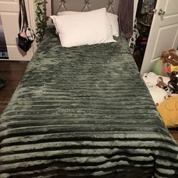 Twin Size Bed