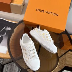 Louis Vuitton Time Out 56