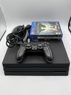 Sony PlayStation 4 Pro 1TB Bundle Tested with Games - CUH-7051B