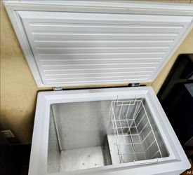 Hotpoint Freezer