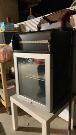 Mini fridge