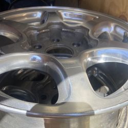 TRUCK RIMS