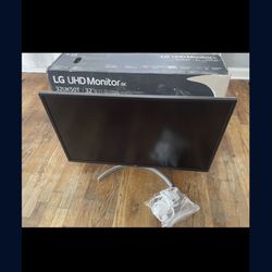 LG 32UK50T-W 32 INCH CLASS 4K UHD GAMING MONITOR * Long Screen*