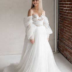 Lace wedding dress, boho bridal dress, beach wedding dress — ARABELLA. A 