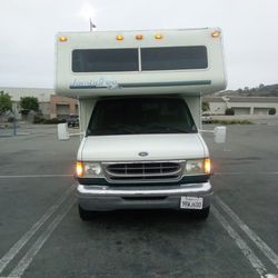 Ford Super Duty Triton V10.Fleetwood RV Jamboree Rally 29ft.Pull https://offerup.com/redirect/?o=T3V0LkJsdWU= Purple Pinstripe And White 