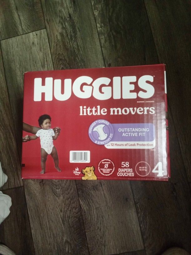 Huggies Lil Movers Size4