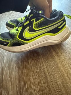 Nike Boys Shoes 3.5Y