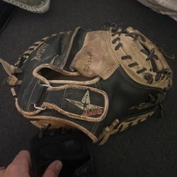 33.5 Inch All Star Catching Glove