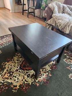 Storage coffee table