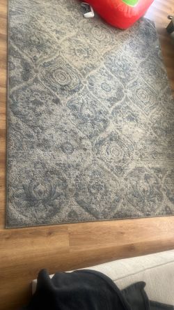 Large Rug 
