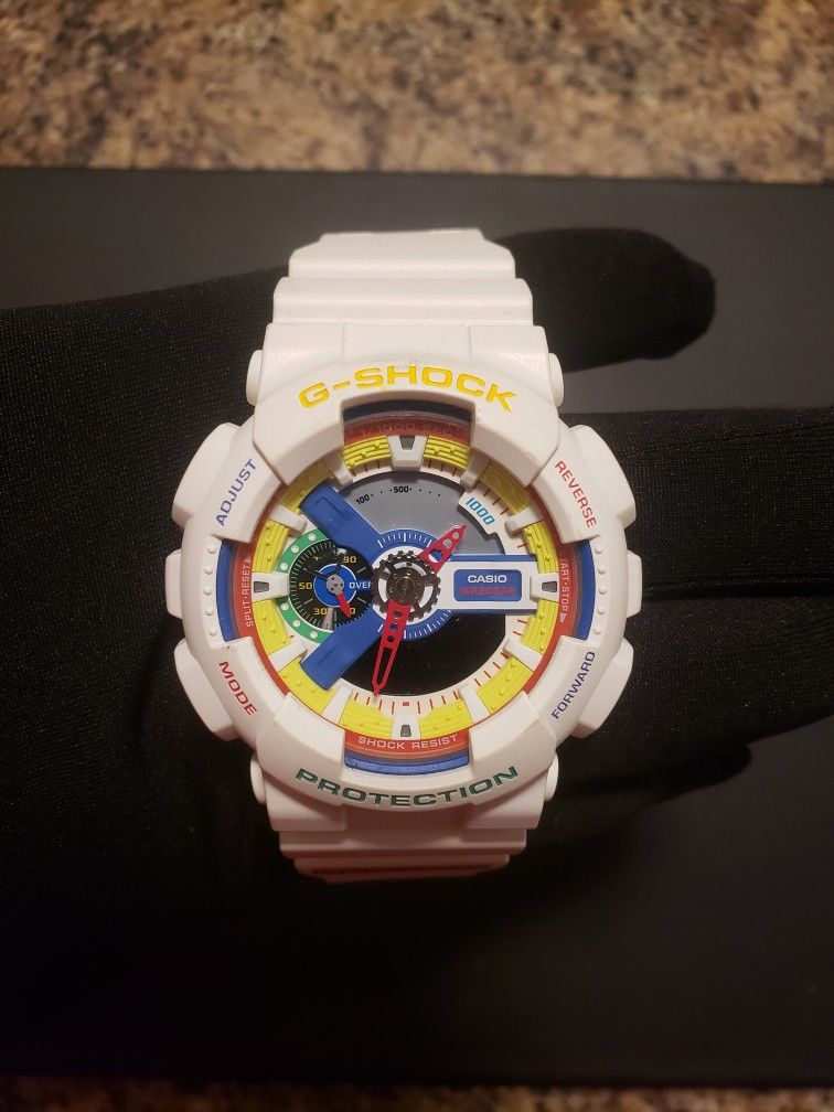 Dee & Ricky White Casio G-Shock Watch ( Read The Description )