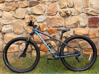 Specialized Rockhopper (Medium)