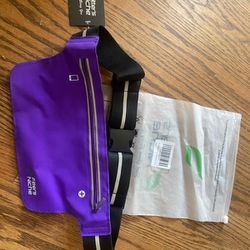 Never used purple Fanny pack. Great for runners 