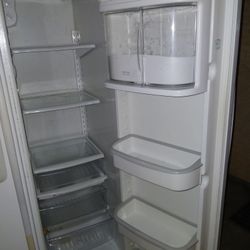 Double Door With Ice/ Water Dispenser 