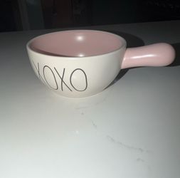 Rae Dunn XOXO Ceramic Bowl with Handle