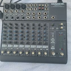 Mackie 12 Channel Mixer