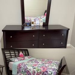 Queen Bed & Dresser Set With Box spring