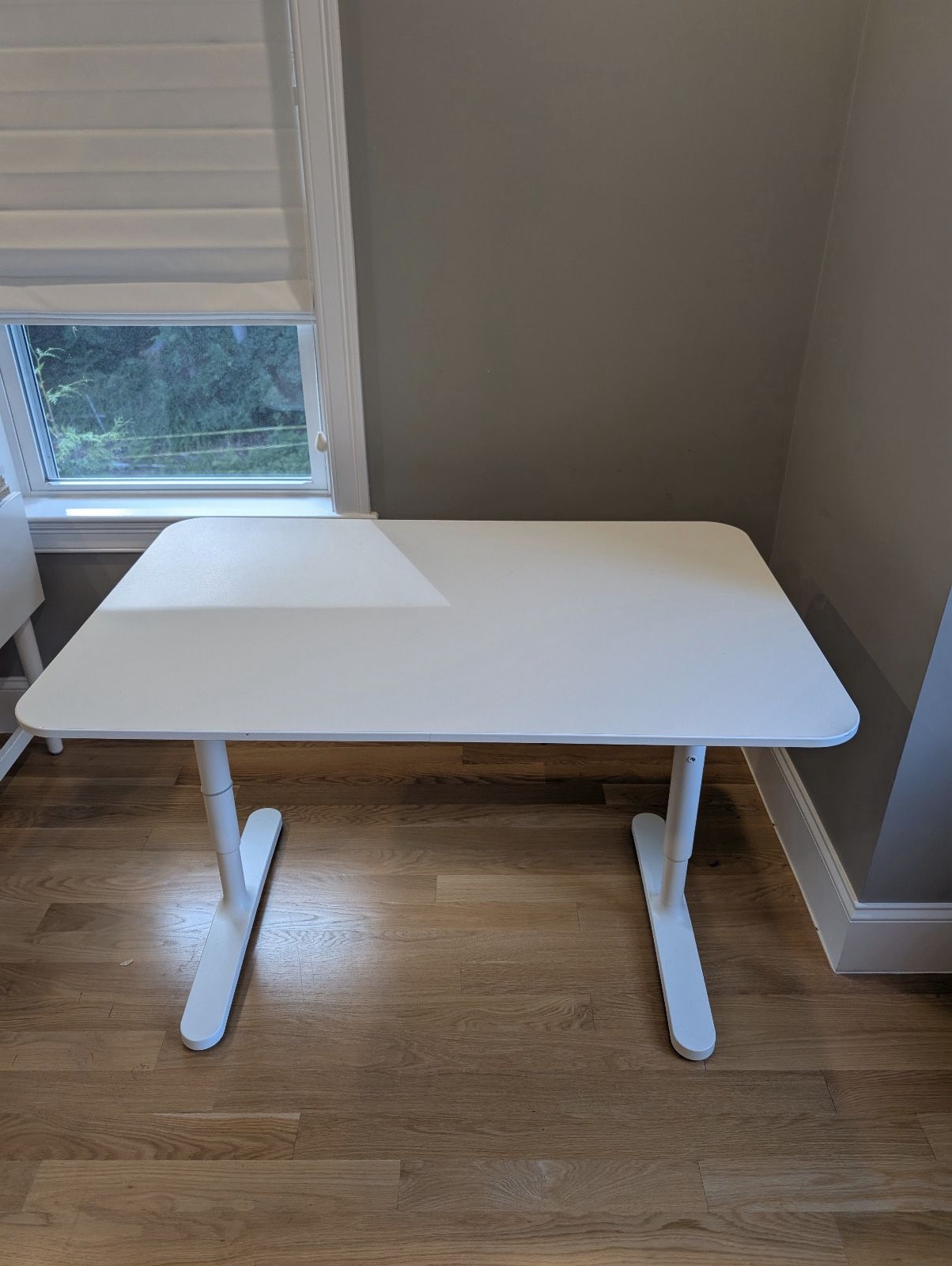 Ikea Relatera Sit/Stand Desk
