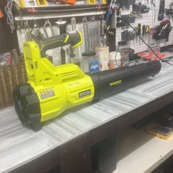 Ryobi Whisper Series Blower