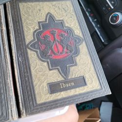 The Giant International Series Book Collection 