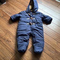 One Piece Snow Suit Size 6-9 Months 