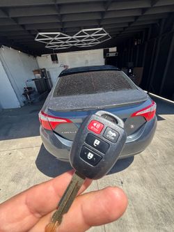 Llaves de autos/ car keys