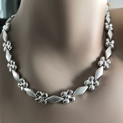 925 Sterling silver Ladies Necklace Size 16” Brand New