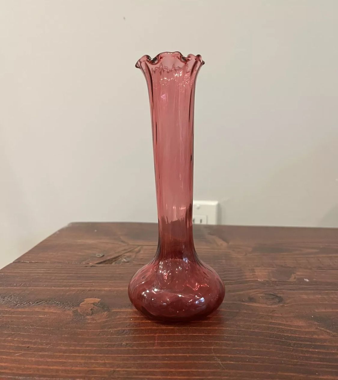 Vintage Fenton Style Pilgrim Cranberry Pink Glass Bud Swirl Flower Vase