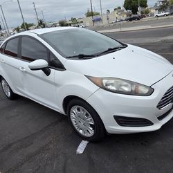 2015 Ford Fiesta