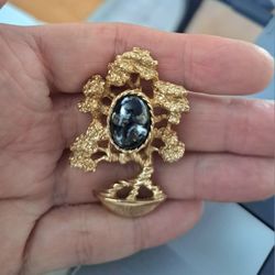 Vintage Amway Bonsai Tree Brooch