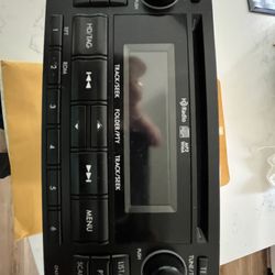 Subaru Clarion Radio