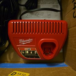 M12 Milwaukee Chargers