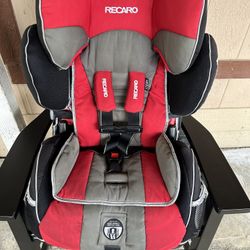 CAR SEAT 