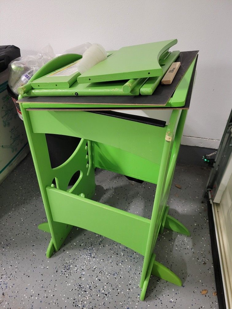 Toddler Kitchen Tower- Little Partners