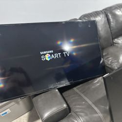 Samsung LG TV 45 Inch