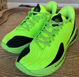 Basketball shoes Flow Curry 12 “Extraterrestial” size 6Y