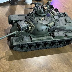 Tank Patton 1:18 Scale 