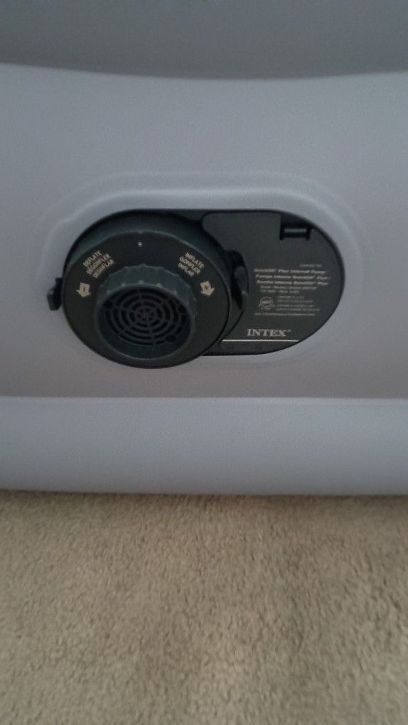 Intex Airbed 20 Inch With a Buildin Inflator Air Pump Like Brand New Condition,All Products : American Fashion Style Bags On Sale