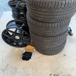 Set Of 4 New Tires  225/40R/ 18