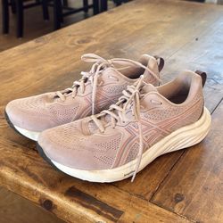 Women’s Running Shoes Size 10.5