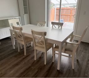 White Dining Table with 6 Chairs