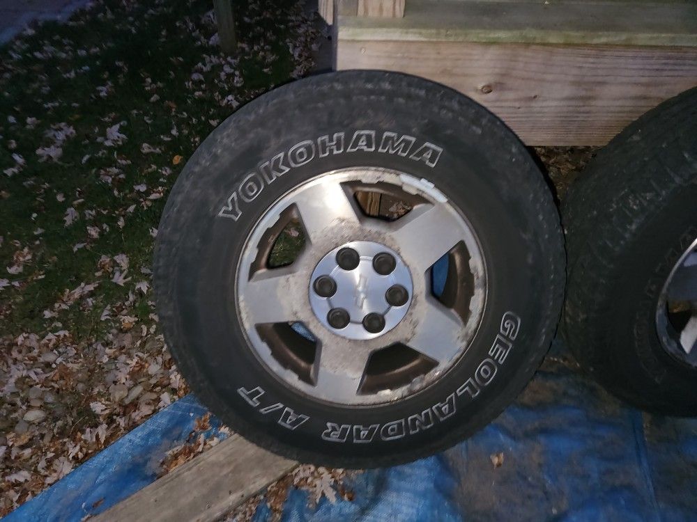 17" Chevy Silverado Rims W/tires