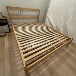 Queen Wood Bed frame 